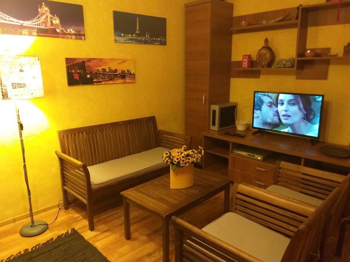 Apartament Sonia Bucarest Exterior foto