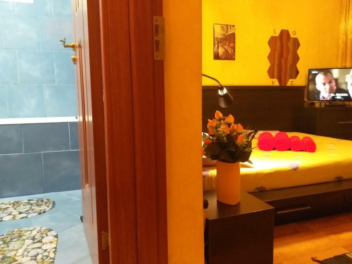 Apartament Sonia Bucarest Exterior foto